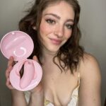 Willow Shields Instagram - I’m hooking you all up with vibes! EVERYONE who signs up to my giveaway will receive either a free toy or a gift card! All you have to do is: ✨ Click the link in my Instagram bio ✨ Sign up with your email ✨ See your first gift from @bellesaco 100% discreet shipping & billing ✨ Tag someone who deserves a vibe!