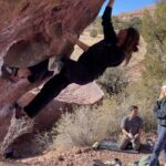 Willow Shields Instagram - Climb a V2 with me! Wearing @hitorii.design my new favorite pants 🖤
