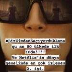 Wilma Elles Instagram - @netflixturkiye @bizkimdenkaciyordukannenetflix @1441productions @umutarall @melisa.sozen Bu dizi henüz izlemediyseniz... Cannes da bile fark ettim ki bir süre insan izlemiş...gerçekten inanılmaz bir anne - kız hikayesi... ..ciddiyetle tasviye edilir...✨✨ 🙏🙏🙏İyi ki... Herkese çok teşekkür ederim
