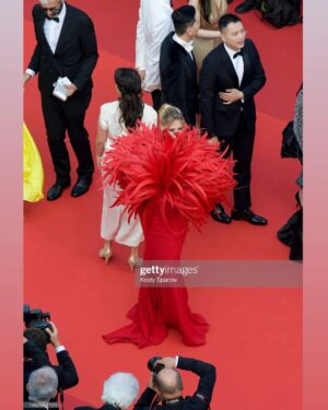 Wilma Elles Instagram - Premiere of "The Pot-au-Feu" at the 76. Cannes Film festival wearing @lena_erziak ❤️Haute Couture Dress being styled by @mephistophelesproductions ❤️
Make up by @carineparisparis Hair by @shery_hair_makeup_artist &@alex.von.trentini 
🙏🙏🙏
Also Thank you too @vanityfair 
@festivaldecannes #cannes #filmfestival #hautecouture #gala #redcarpet #premiere #wilmaelles #wilmaelles1 #heidiklum @heidiklum