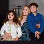 Wilma Elles Instagram – Melodi & Milat & MehmetŞah ❤️❤️❤️ MMM ✨ Sizi çok seviyorum… Hayatımın anlamısınız…. 

Fotoğraf çekimi by @ozgulsukriye @mansetteyizz @cekicmedya @huseyinkucukofficial