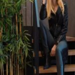 Wilma Elles Instagram - Günaydınlar 🌞💐🍒 Pearlasen Pantalon Koleksiyonum yine satışta 🌟😃 Trendyol da https://ty.gl/m981jtehxq Bu kapsül koleksiyonu @huseyinkucukofficial Ve @bihtertekstilofficial le gerçekleştirmek çok keyifliydi... Herkese çok teşekkür ederim Fotoğraflari bu @serhanserter_official Videolar by @enyfilmproduction ve @nazzyilmazcan Mekan @trypatasehir @pearlasen