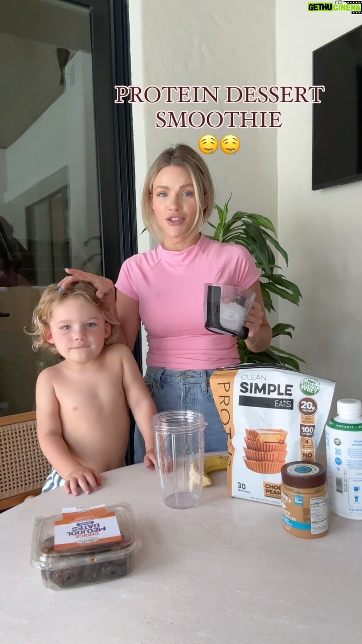 Witney Carson Instagram - Our go-to healthy sweet tooth smoothie! It’s to die for!! 🤤 Recipe: 1C ice Little less than a cup of nut milk One banana One spoonful of nut butter One scoop of protein powder (I like pb/chocolate) Two pitted dates #proteinshake #proteinsmoothie #proteinrecipes #healthydessert #healthydesserts #peanutbutter #chocolate