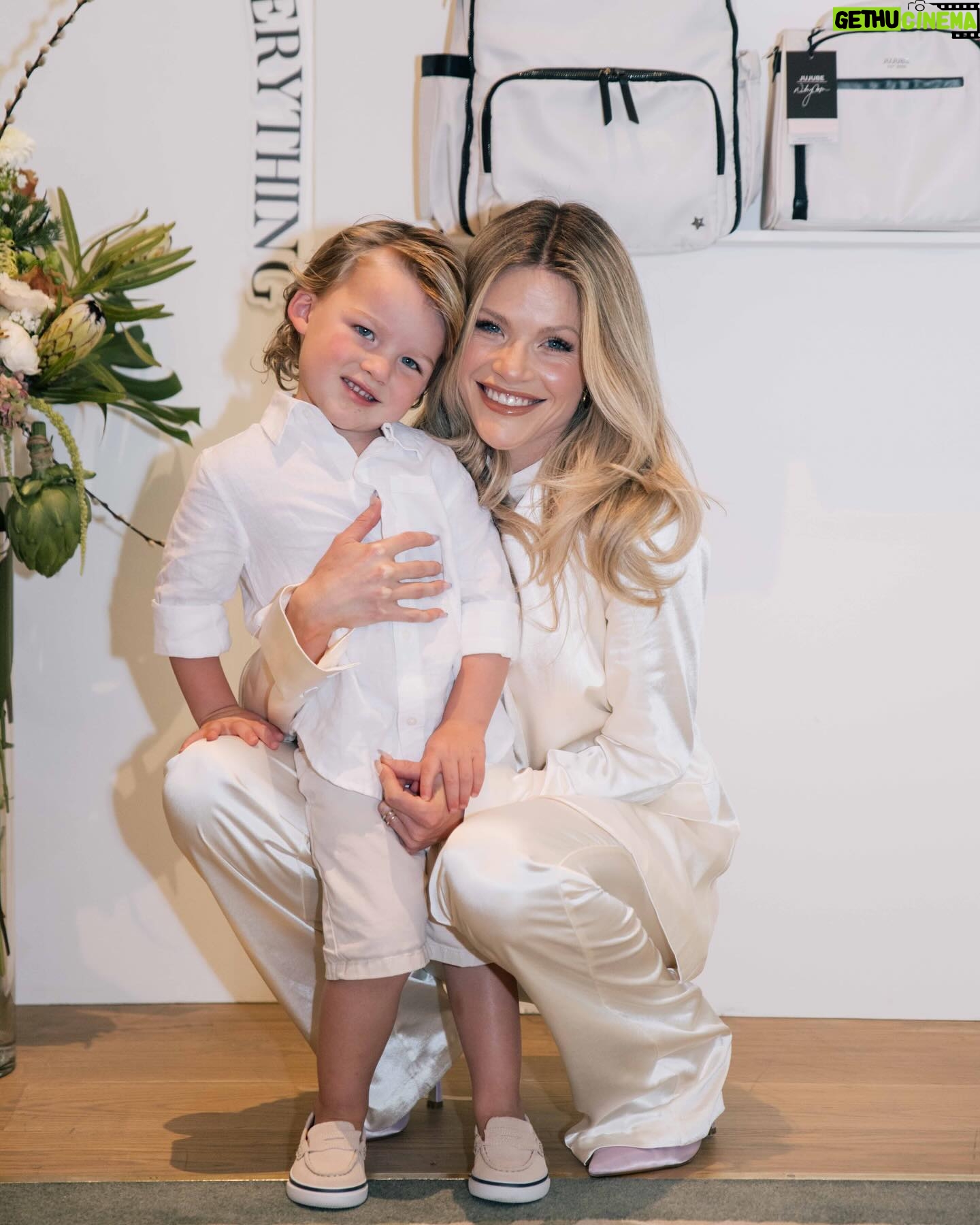 Witney Carson Instagram - @jujube_intl X @witneycarson launch day 🥹✨⛅️ So thankful for all the cute moms and babies that came to celebrate with us! Did you get yours yet?! Link in my stories!