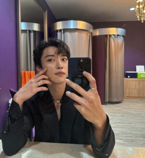 Woo Do-hwan Instagram - thank you Asia Top Awards💗💗💗