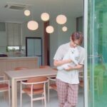 Worrawech Danuwong Instagram - สำหรับใครที่กำลังอยากสร้างบรรยากาศภายในบ้านให้น่ารักอบอุ่น ผมแนะนำแบรนด์ Lamptitude เลยครับ และถ้าใครชอบเจ้า Volum แบบที่บ้านแดน ตามลิงค์นี้ไปได้เลยครับ💡https://bit.ly/VOLUM-LamptitudeReserve 🥰