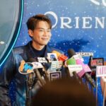 Worrawech Danuwong Instagram - ในวัยเด็กเคยคิดว่าถ้าเรามีดวงดาวเป็นของตัวเองก็คงจะดี  วันนี้Orient Star M45 Moon phase Blue Limited Edtion ได้ทำให้ฝันของผมเป็นจริง  กับการเก็บความสวยงามของหมู่ดวงดาวมาไว้บนหน้าปัดนาฬิกาที่ไม่ว่าจะมองเวลาไหน ดวงดาวก็มาอยู่ในข้อมือของเราแล้ว ผลิตเพียง 80 เรือน ในไทยมีเพียง 15 เรือน(ซึ่งตอนนี้เหลือแค่14เรือนละ เพราะอยู่ที่ผมละ1😄)ดีใจมากครับที่ได้เป็นส่วนหนึ่งที่ได้เก็บความประทับใจนี้ไว้ #orientstar #japanwatch #m45moonphase #starcluster #bluegradation