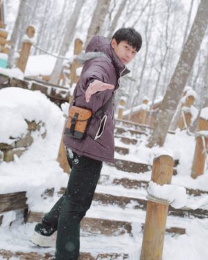 Worrawech Danuwong Instagram - หนาวกายแต่อุ่นใจจังเลย☃️❄️