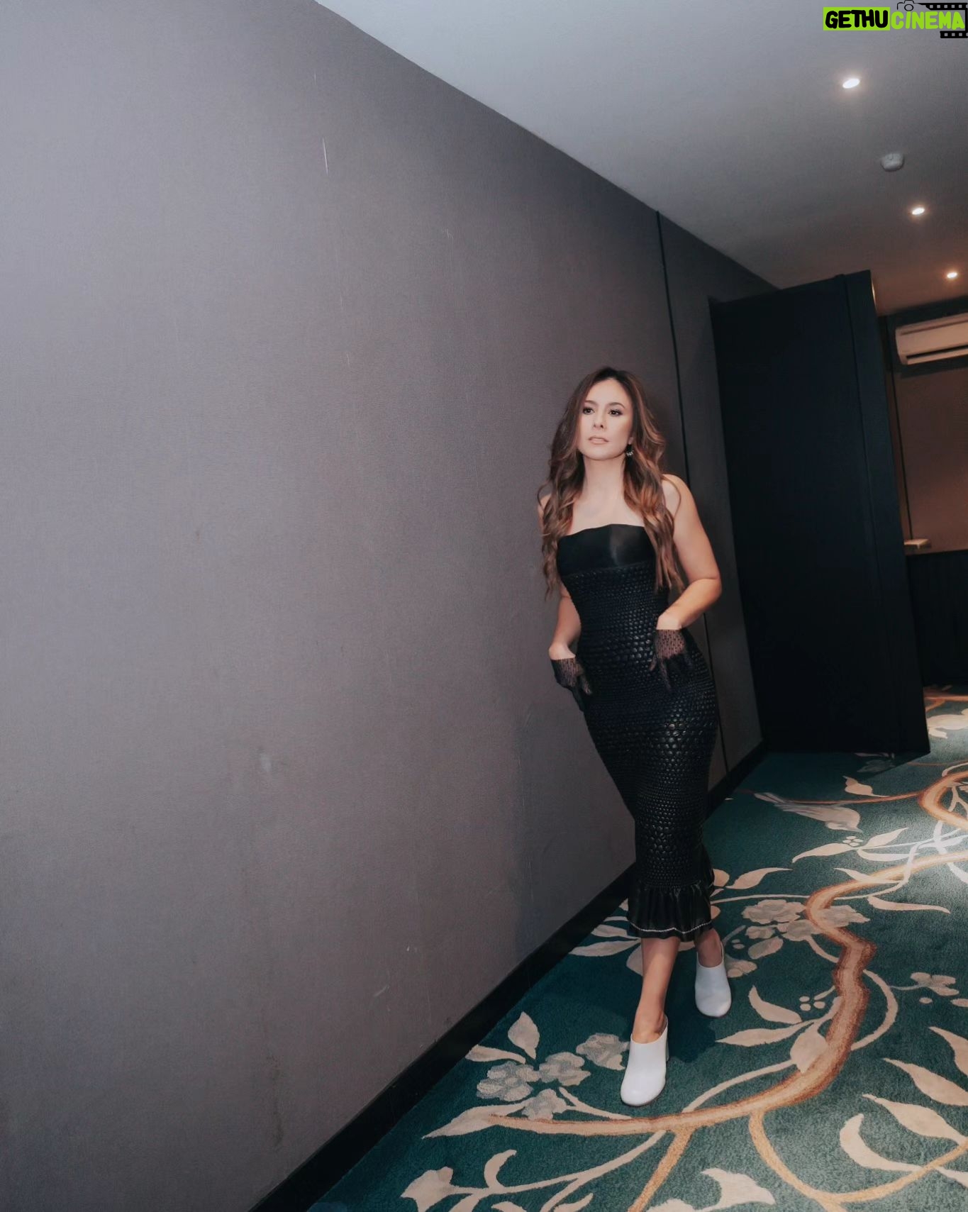 Wulan Guritno Instagram - Thank you to all who came. Family, friends, and colleagues, and all who helped make it happen. I appreciate you all. I hope you all had fun at WONDER GALA, as much as I had fun having you all. Until next year π Wearing @ernestoabram Styled by @ivanteguhsantoso / @untungadaaji Glam team @indah.shafyra / @firdajeanhair πΈ @anggarcp