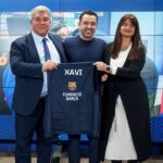 Xavi Hernández Instagram – És un honor formar part de la Fundació Barça com a Ambaixador. 
Feliç de poder contribuïr en una tasca tan important ajudant i donant visibilització als que més ho necessiten. Visca el Barça! @fundaciofcb 
#mésqueunclub
___

Es un honor formar parte de la Fundación Barça como Embajador. Feliz de poder contribuir en algo tan importante ayudando y dando visibilidad a los que más lo necesitan. Visca el Barça! @fundaciofcb
#mésqueunclub
___

It is an honor to be a part of the Barça Foundation as an Ambassador. I am happy to be able to contribute to such an important task helping and giving visibility to those who need it the most. Visca el Barça! @fundaciofcb
#mésqueunclub