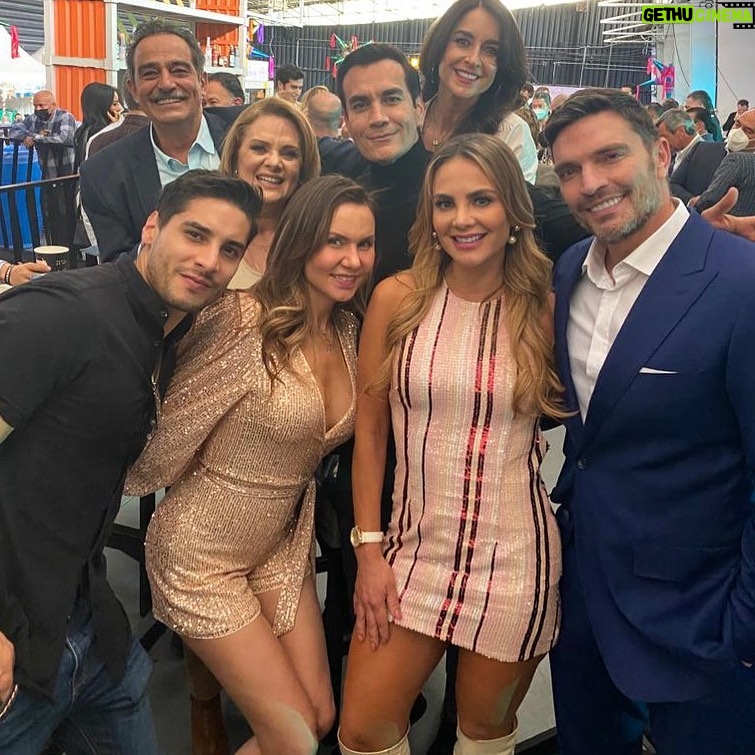 Ximena Córdoba Instagram - Reunion de @televisa y @univision