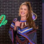 Ximena Córdoba Instagram - ¡Estamos a tan solo 4 DÍAS de vivir nuestra #FiestaMexicana, acompáñanos ESTE VIERNES en punto de las 09:00 p. m. MEX por #Canal5 y 10:40 p. m. MEX #ConLasEstrellas! 🎊🇲🇽✨