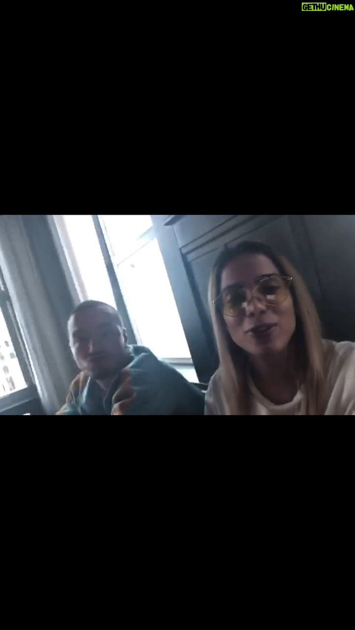 Ximena Córdoba Instagram - @anitta @jbalvin @llane