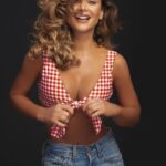 Ximena Córdoba Instagram - Feliz sábado mi gente hermosa ♥️nunca olviden que ser felices hoy es lo más importante 🫶