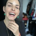 Ximena Herrera Instagram - Menos es más. Siempre. #VibraBonito #LoveYourself 🖤