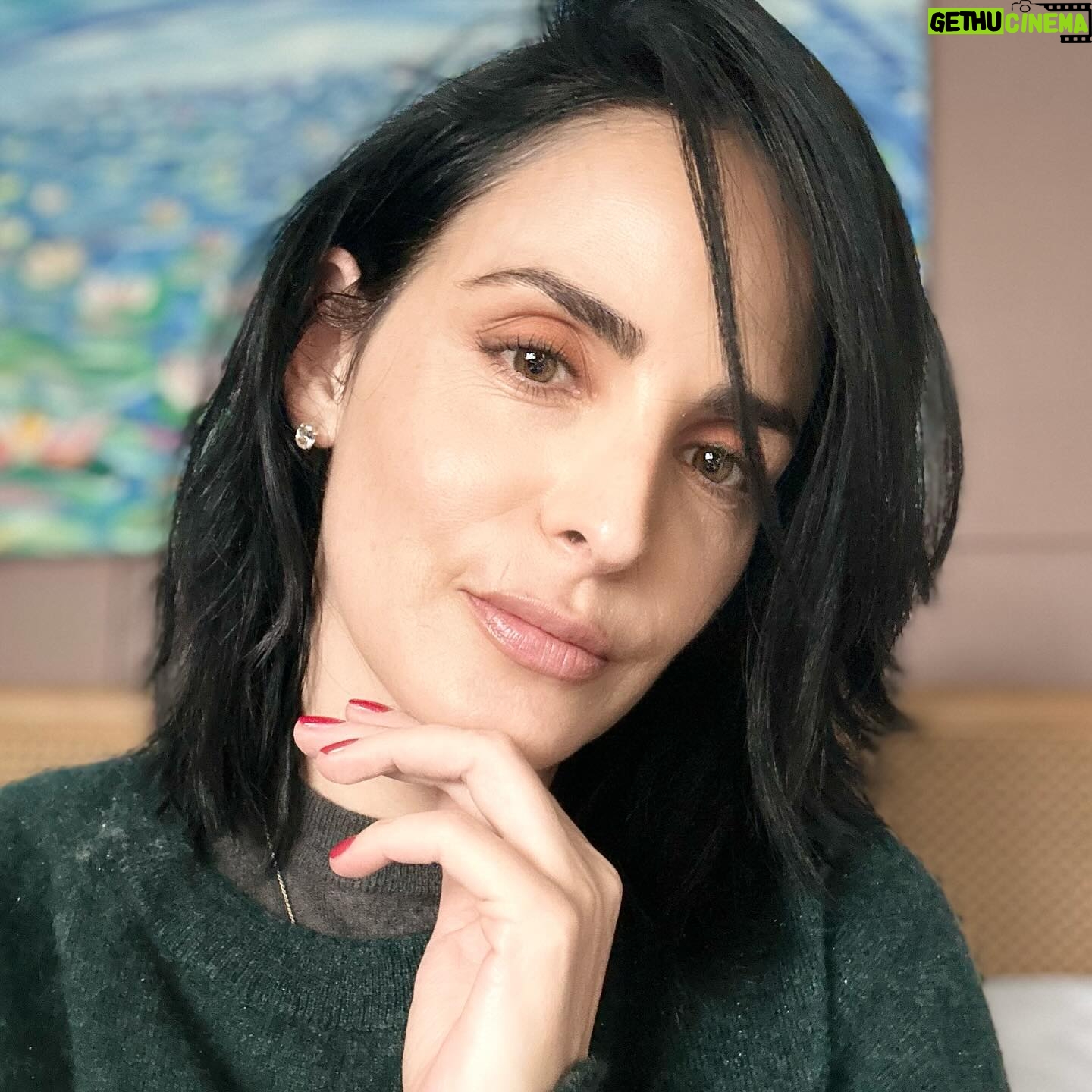 Ximena Herrera Instagram - Te recomiendo hacer todo de corazón. Nunca te van a deber nada. ❤️ #LucíaHormigo