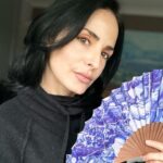 Ximena Herrera Instagram - Y sí… soy de esas personas que atraviesan océanos , trenes, aviones , sacrifican horas de sueño y lo que sea necesario para pasar aunque sea un mínimo de tiempo con las personas que ama. Hay gente que simplemente lo vale y es hermoso sentir que el amor y el esfuerzo que pones se triplica en pequeños hermosos detalles que hacen que todo valga la pena 🥲. #LuckyMe🍀🎄☃️ #Family