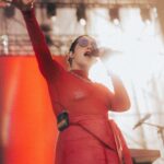 Ximena Sariñana Instagram - ¡Qué show tan increíble fue @lollapaloozacl! Gracias por hacer este show tan especial, Chile 💙 📷 @lollapaloozacl