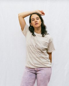 Ximena Sariñana Instagram - Hoy quiero compartirles que mi merch está disponible. Cada pieza ha sido cuidadosamente diseñada para reflejar la esencia de mi música y estilo. Estoy emocionada de que tengan la oportunidad de llevar un pedacito de esta experiencia con ustedes. Link en Bio/Stories.