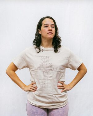 Ximena Sariñana Instagram - Hoy quiero compartirles que mi merch está disponible. Cada pieza ha sido cuidadosamente diseñada para reflejar la esencia de mi música y estilo. Estoy emocionada de que tengan la oportunidad de llevar un pedacito de esta experiencia con ustedes. Link en Bio/Stories.