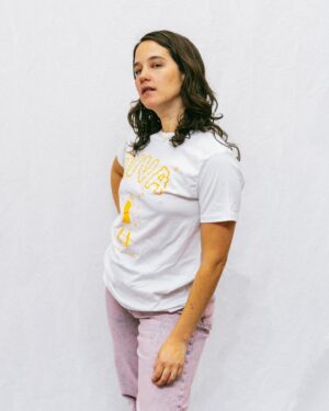 Ximena Sariñana Instagram - Hoy quiero compartirles que mi merch está disponible. Cada pieza ha sido cuidadosamente diseñada para reflejar la esencia de mi música y estilo. Estoy emocionada de que tengan la oportunidad de llevar un pedacito de esta experiencia con ustedes. Link en Bio/Stories.