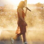 Ximena Sariñana Instagram - ¡Amigos de Chile! El Viernes 15 de marzo del 2024 estaré en el escenario del Lollapalooza Chile, lista para compartir mi música con todos ustedes. Será un show lleno de energía y emociones. ¡No puedo esperar para vivir este momento único junto a ustedes! @lollapaloozacl 📷 @apanauu & @bebosik