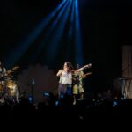 Ximena Sariñana Instagram – ¡Qué lindo verlos anoche! Gracias a @elsant por venir a cantar conmigo y a @mega_mexico LQM 🩵
#mega #megaverso 

📷 @apanauu