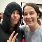 Ximena Sariñana Instagram - 38. Los que me conocen saben que en estas fotos estoy yo en mis estados favoritos: con la gente que amo, cagada de la risa, haciendo lo que más me gusta. Me siento tremendamente afortunada de llegar hasta aquí con todo lo que tengo a mi alrededor: esa capacidad que tengo de sentir, lo bueno y lo malo, y la capacidad de apreciar el amor que tengo a mi alrededor. Gracias a todxs por acompañarme, y que sea un año más de todo esto para mi para compartirlo con todxs. Les amo 🫶🏼