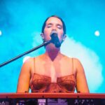 Ximena Sariñana Instagram - Momentos lindos en Guadalajara, gracias a todos los que estuvieron ahí para compartir esta noche conmigo 🫰🏼 📷 @apanauu