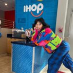 Xochitl Gomez Instagram - Run, don’t walk, to your nearest @ihop today from 7AM-7PM to get your FREE Buttermilk Short Stack, for National Pancake Day! #IHOPpartner 💙❤️