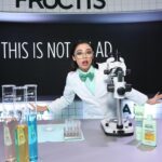 Xochitl Gomez Instagram - Thank you for having me @GarnierUSA! This was such a fun opportunity, hope I can work in the lab one day! 🥼👩‍🔬🔬#GarnierPartner #FructisHairFiller