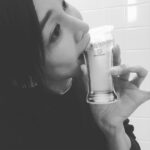 Yûko Takeuchi Instagram - ・ #プレミアムモルツ 豪華ケーキ #ほらグラスも惚れる #チョコでしたの ハッシュタグ直したよ