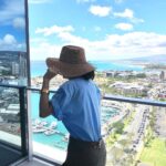 Yûko Takeuchi Instagram - ・ ある日ハワイで待ち合わせ🏝 最初は良かったのだけど、 高い所が怖くて… 皆さん早く来て‼️と、震えてました。 3/19（火）19:00〜22:54 「ザ！世界仰天ニュース 春の4時間スペシャル」 ハワイ仰天物件探し！