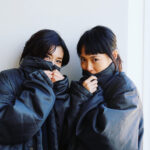 Yûko Takeuchi Instagram - ・ #撮影時は寒かったなぁ #顔半分のシャーロックと #菊地凛子さんだぞ