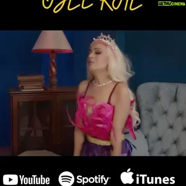 Yıldız Tilbe - 75.9K Likes -