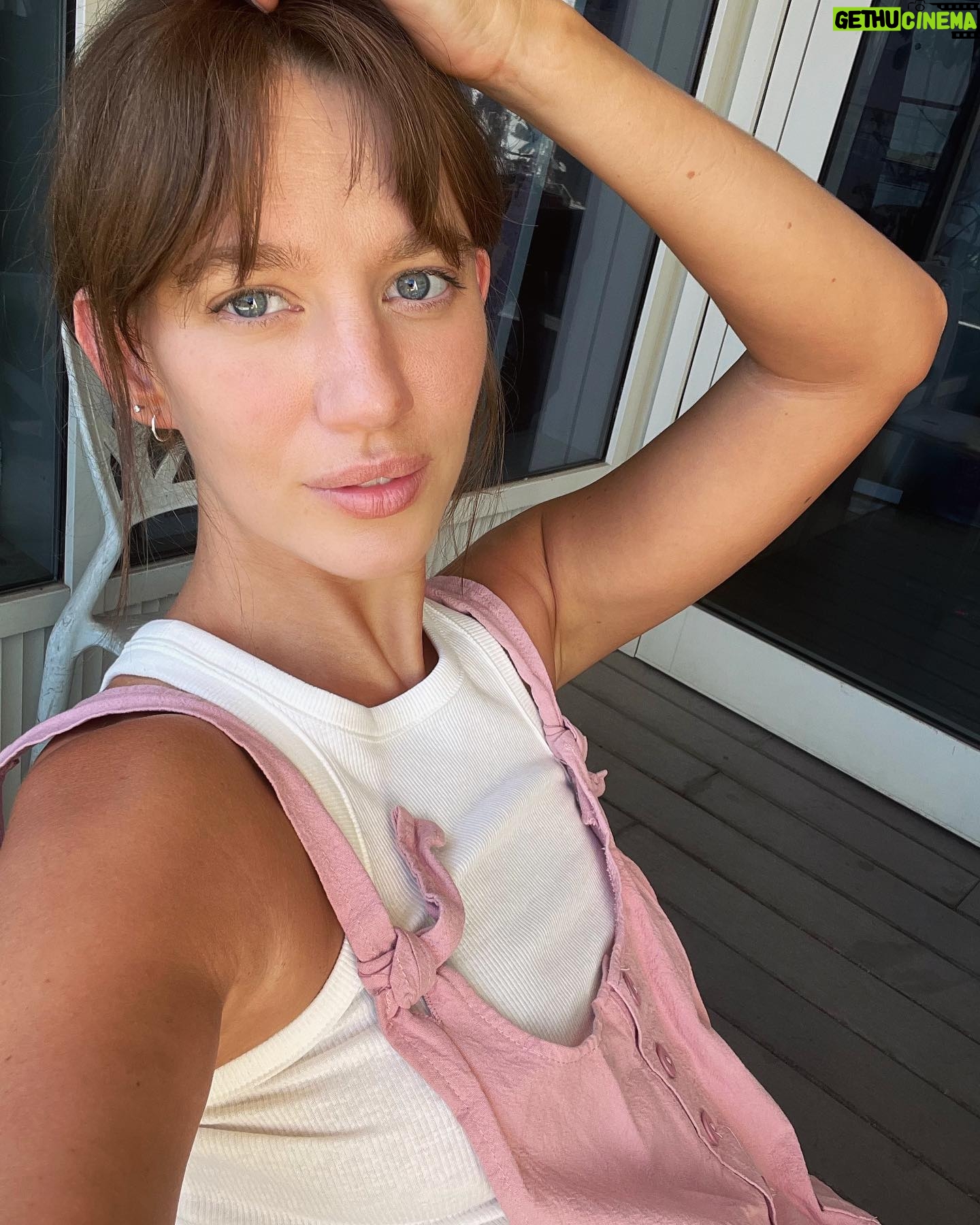 Yael Grobglas - 64.4K Likes - Wanted a change. Now do I need to re work my personality to match my hair ?