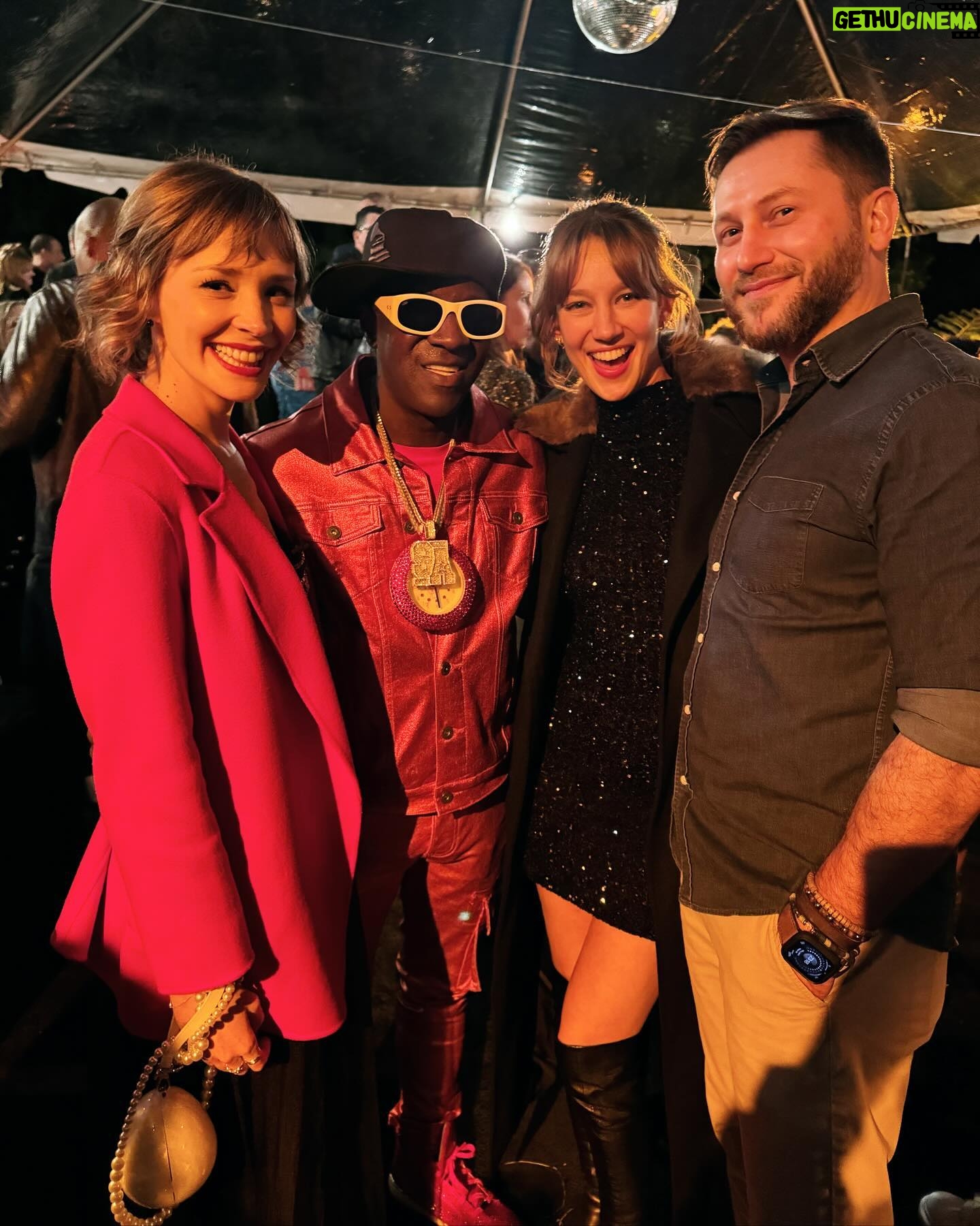 Yael Grobglas Instagram - Love your holiday clock @flavorflavofficial !