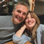 Yael Grobglas Instagram - My adopted family, @phil.rosenthal 🩵 #somebodyfeedphil Season 7, March 1st @netflix !!!! (Just to clarify, I am not on Phil’s show [yet!] simply want to let you know that he’s the best and you should watch it because it will definitely make you a happier person).