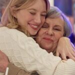 Yael Grobglas Instagram - Come see our delightful movie starring myself and one of my favorite humans @jeremymjordan 💙 #HanukkahOnRye @hallmarkchannel Premieres: Sun Dec 18 at 8/7c
