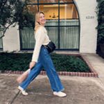 Yael Grobglas Instagram - Just me and my bread ❤️ 🥖