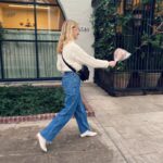 Yael Grobglas Instagram - Just me and my bread ❤️ 🥖