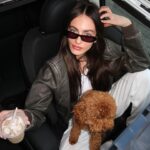 Yael Shelbia Instagram - I do everything in my car except drive 🫢