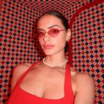 Yael Shelbia Instagram – Going red ♥️