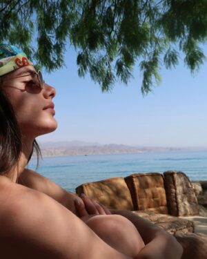 Yael Shelbia Instagram - 72 hours of vacay🩷👙🤿🩵