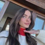 Yael Shelbia Instagram - 🍒🍒❄️