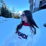 Yael Shelbia Instagram - 🍒🍒❄️