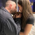 Yael Shelbia Instagram – אהוב שלי זהו הגעת לגיל 30 
היינו אמורים לחגוג עכשיו , אבל המציאות קצת אחרת. 
 והאמת שהדבר הכי חשוב זה שאתה פה לצידי 
בריא ושלם. 
מה7 לאוקטובר החרדה והפחד תקפו אותי
לילות של בכי בלי שינה ואתה תמיד פה מחבק ומרגיע אותי עד שאני נרדמת וכל בוקר מעיר אותי ומזכיר לי שזה הזמן לתת מעצמי ולעשות כמה שיותר למען האחר. 
24/7 של נתינה מהבוקר עד הלילה. 
קם ישר לחמ״ל ומשם ממשיך לחיילים, לפצועים ולמשפחות שכולות.
רואה ושומע דברים שלא כל אחד יכול להכיל 
ובאותה נשימה עסוק בלשמח את אותם אנשים, 
לשיר להם והעיקר להעלות להם חיוך על הפנים.
לראות אותך מהצד ולבכות מהתרגשות 
ושתדע שאני גאה בך, בנשמה שאתה.
אוהבת אותך ותמיד פה לצידך. 
אז תודה שאתה שלי.
אני מאחלת לעצמי כל בוקר להתעורר לצידך 
ולראות אותך מניח תפילין 
חולמת כל שישי להדליק נרות ולהביא לך נשיקה במצח 
לגדול איתך ביחד שני ילדים בלי פחד. 
מתפללת שרק תהיה בריא ומאושר 
ותגשים כל חלום בעזרת ה׳ 
אני רוצה שתדע שאני תמיד שלך 
מהיום שנפגשנו ועד הנצח ♥️
בעזרת ה׳ שנדע ימים טובים יותר מאושרים יותר 
יום הולדת שמח עומר שלי אני אוהבת אותך ♥️