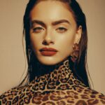 Yael Shelbia Instagram –