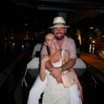 Yael Shelbia Instagram – אהוב שלי זהו הגעת לגיל 30 
היינו אמורים לחגוג עכשיו , אבל המציאות קצת אחרת. 
 והאמת שהדבר הכי חשוב זה שאתה פה לצידי 
בריא ושלם. 
מה7 לאוקטובר החרדה והפחד תקפו אותי
לילות של בכי בלי שינה ואתה תמיד פה מחבק ומרגיע אותי עד שאני נרדמת וכל בוקר מעיר אותי ומזכיר לי שזה הזמן לתת מעצמי ולעשות כמה שיותר למען האחר. 
24/7 של נתינה מהבוקר עד הלילה. 
קם ישר לחמ״ל ומשם ממשיך לחיילים, לפצועים ולמשפחות שכולות.
רואה ושומע דברים שלא כל אחד יכול להכיל 
ובאותה נשימה עסוק בלשמח את אותם אנשים, 
לשיר להם והעיקר להעלות להם חיוך על הפנים.
לראות אותך מהצד ולבכות מהתרגשות 
ושתדע שאני גאה בך, בנשמה שאתה.
אוהבת אותך ותמיד פה לצידך. 
אז תודה שאתה שלי.
אני מאחלת לעצמי כל בוקר להתעורר לצידך 
ולראות אותך מניח תפילין 
חולמת כל שישי להדליק נרות ולהביא לך נשיקה במצח 
לגדול איתך ביחד שני ילדים בלי פחד. 
מתפללת שרק תהיה בריא ומאושר 
ותגשים כל חלום בעזרת ה׳ 
אני רוצה שתדע שאני תמיד שלך 
מהיום שנפגשנו ועד הנצח ♥️
בעזרת ה׳ שנדע ימים טובים יותר מאושרים יותר 
יום הולדת שמח עומר שלי אני אוהבת אותך ♥️