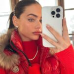 Yael Shelbia Instagram – Miss this white view ❄️